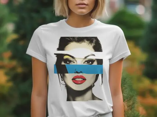 Fascinantna umetnost sa ženskim licem na T-Shirts